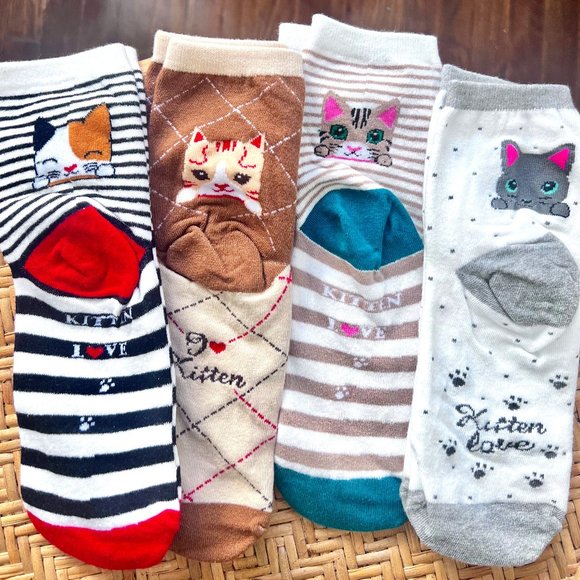 Cat Women's Socks 4 Pack Polka Dots Stripes Argyle Cute Cat Ankle Designs - Picture 1 of 1